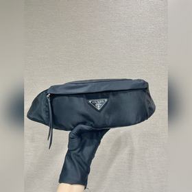 Prada プラダ ウエストポーチ